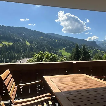 Central & View - Five-Minute Walk To Town By Heiti Gstaad *